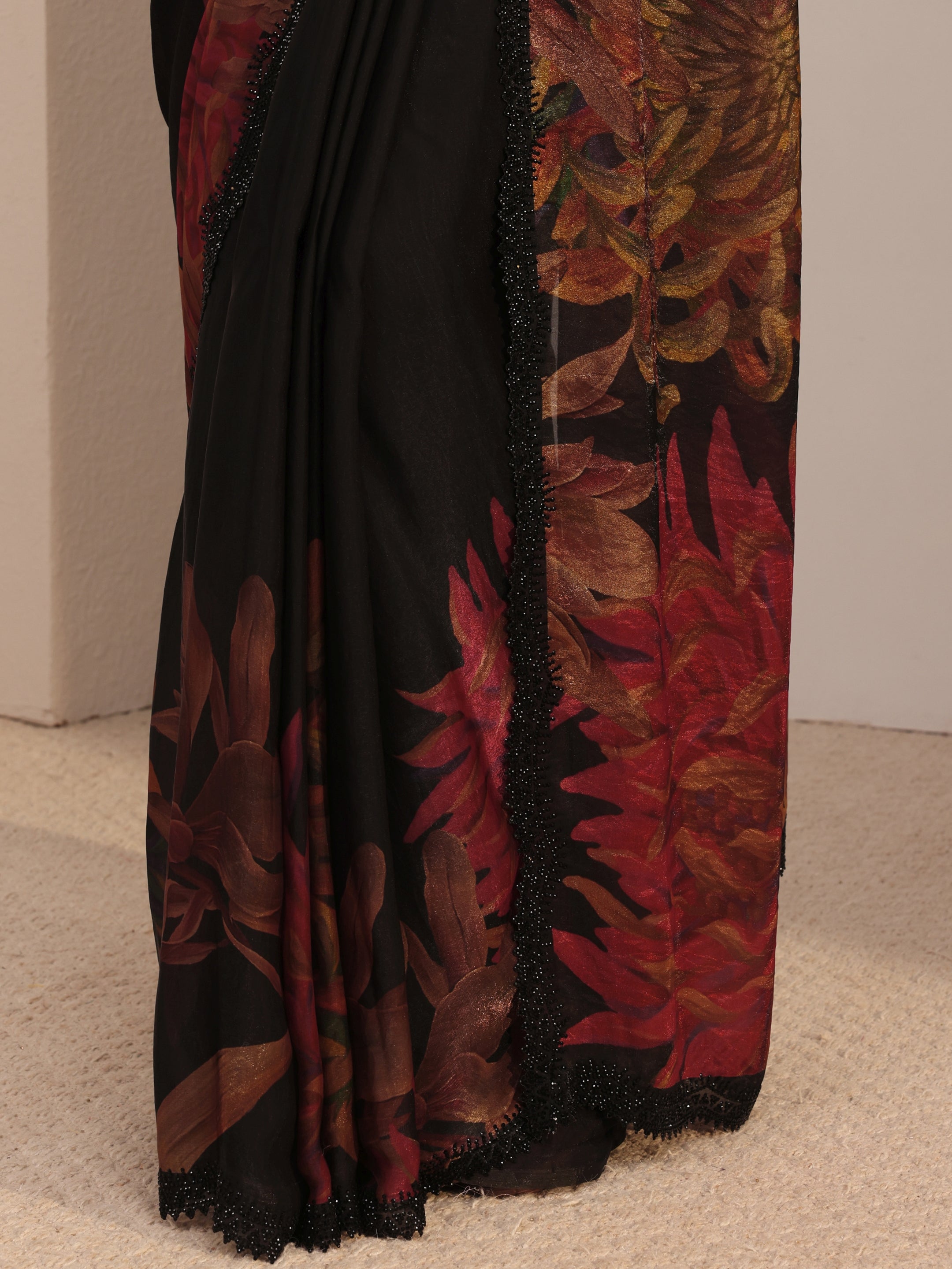 Black Floral Printed Organza Saree With Unstiched Blouse Piece