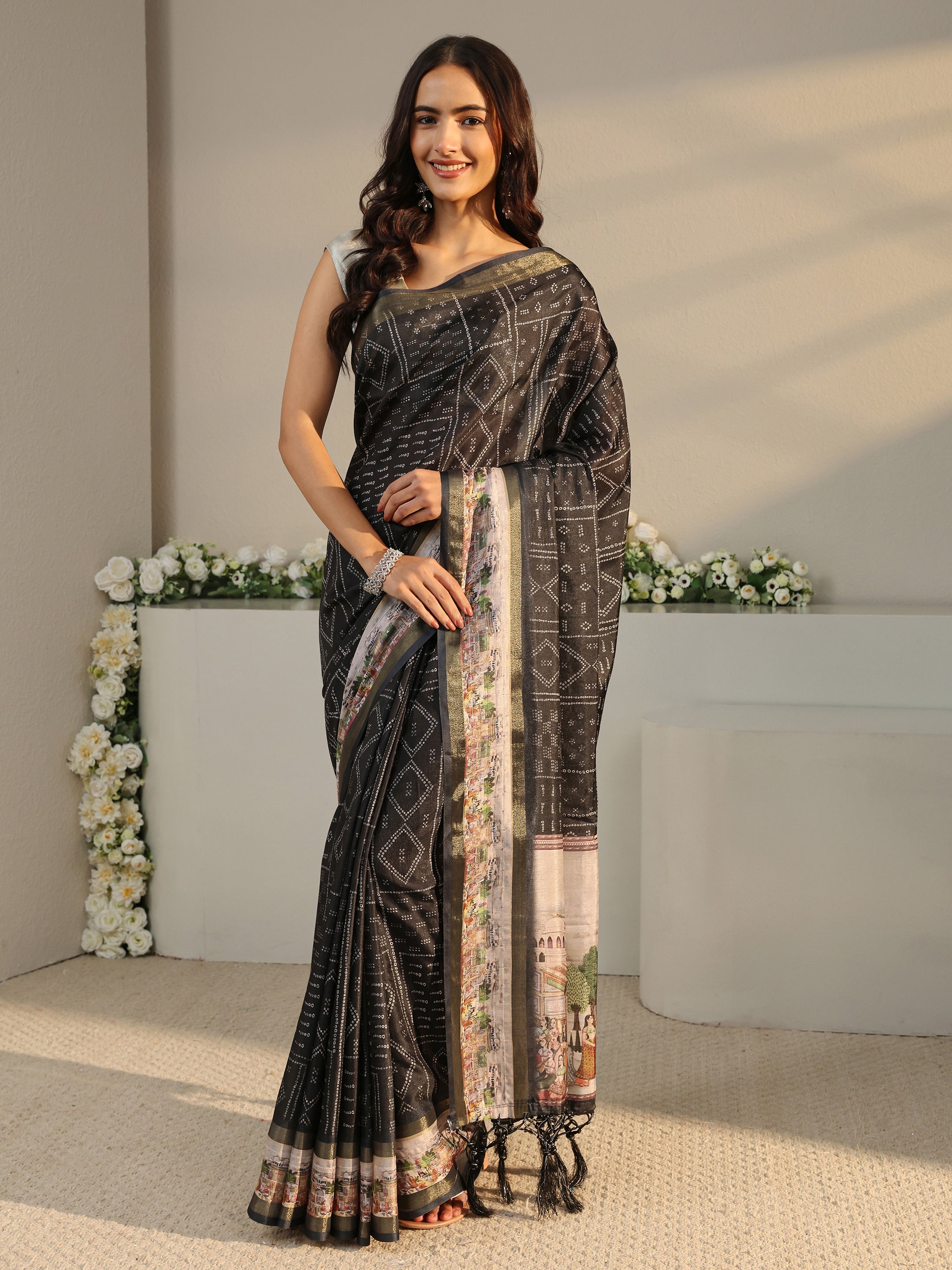Black Bandhani Printed Silk Blend Saree With Unstitched Blouse Piece